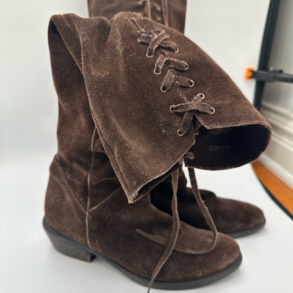 Suede Boots - Picture 3 of 4